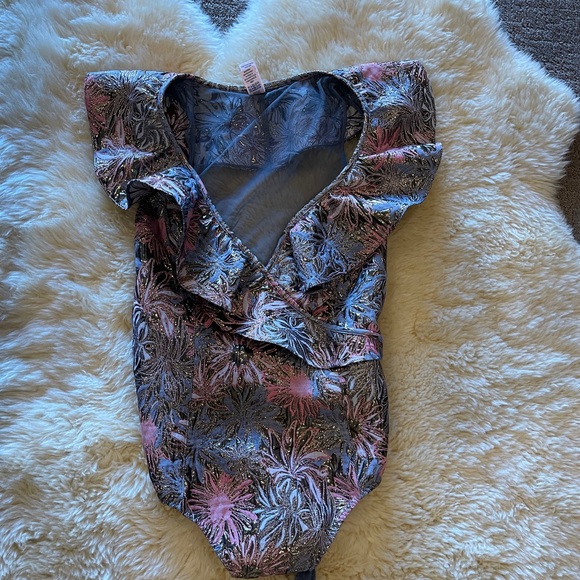 Original Victoria's Secret Dream Angel Shine Brocade Ruffle Bodysuit mesh back S - Picture 2 of 15
